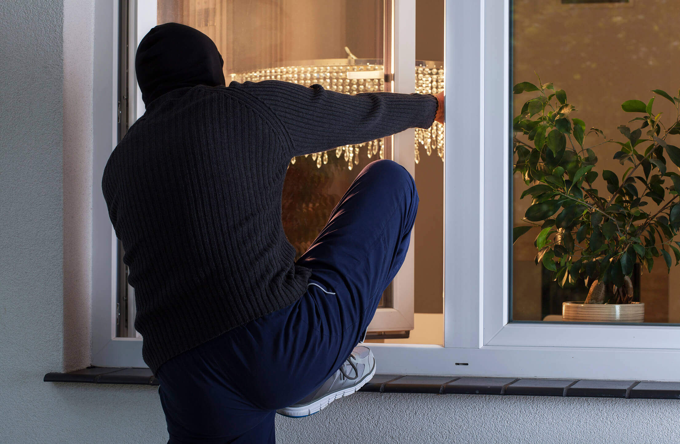 Home Automation Saves You Money, Welcomes You Home